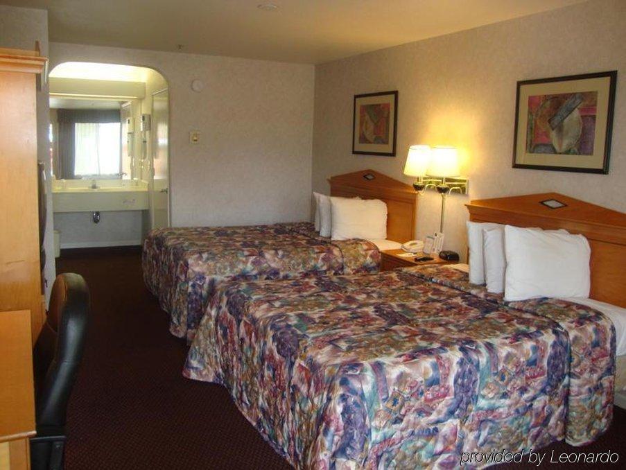Baymont By Wyndham Hotel 2*