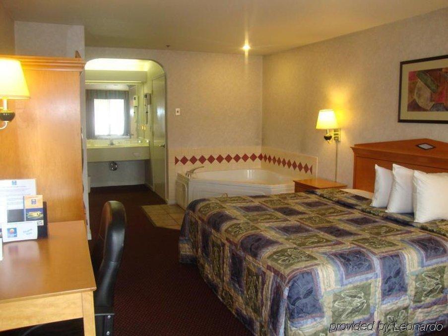 Hotel Baymont By Wyndham