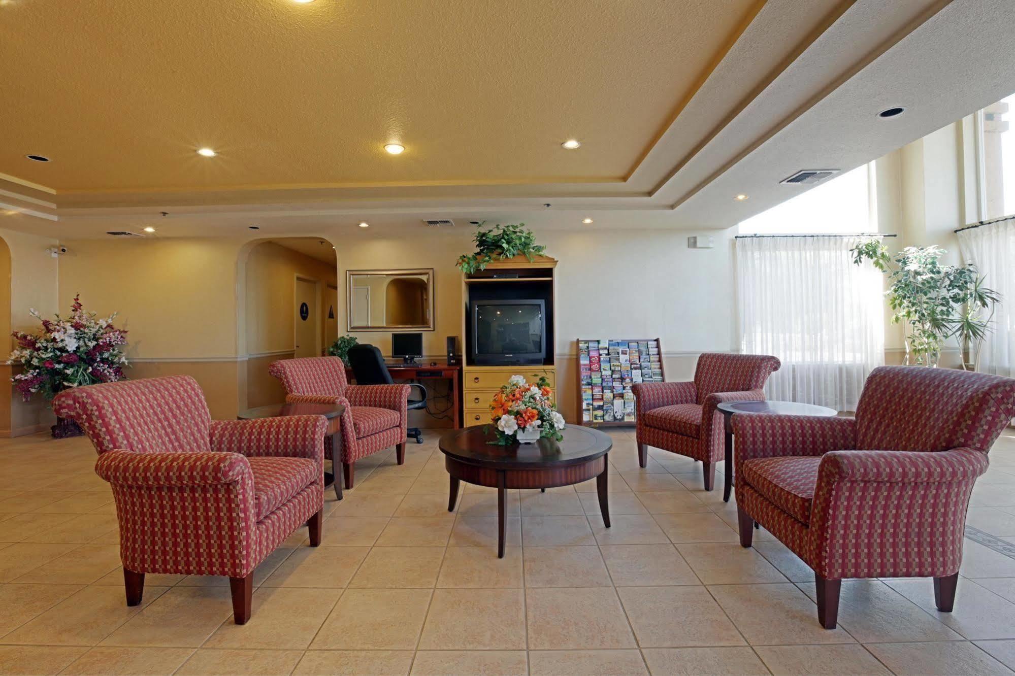 Hotel Baymont By Wyndham Manteca