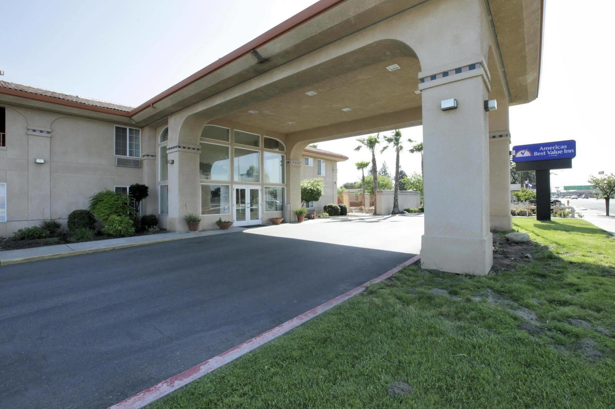 Baymont By Wyndham Hotel 2*
