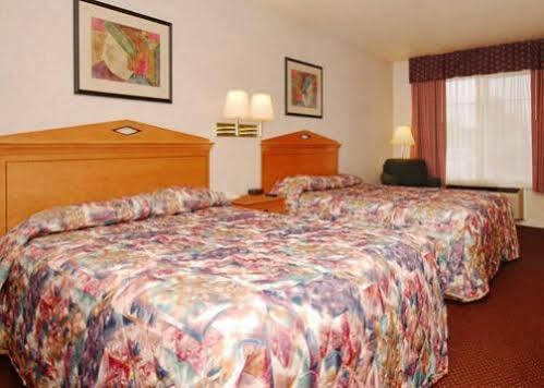 Hotel Baymont By Wyndham Manteca