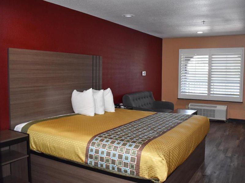 Baymont By Wyndham Hotel Manteca