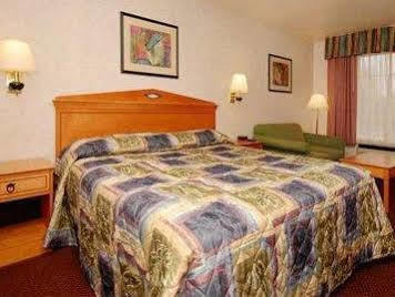 Hotel Baymont By Wyndham Manteca