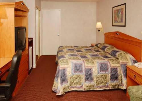 Baymont By Wyndham 2* Manteca